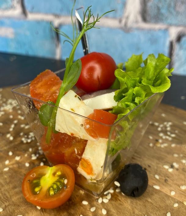 Мини салат Капрезе