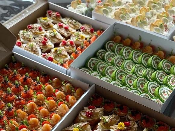 Сытное меню с шашлычками и бургерами на 80 персон в Краснодаре