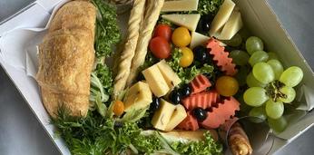 Сет к вину на 2-4 персоны