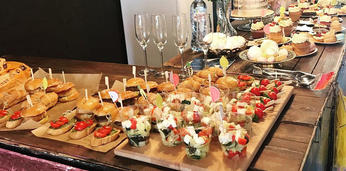 Фуршетное меню с бургерами на 10 персон