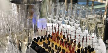 Фуршетные закуски под шампанское на 16-20 персон