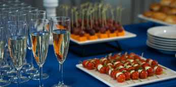 Ассорти закусок и канапе на 10-12 персон