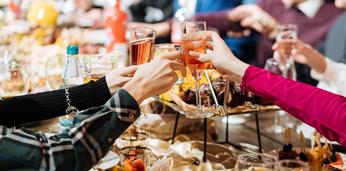 Банкет на 15 персон с обслуживанием