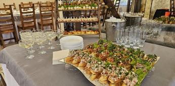 Фуршет на открытие на 20 персон
