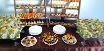 Кофе-брейк с обслуживанием стандартный на 30 персон