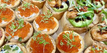 Доставка блюд и напитков на 50 персон